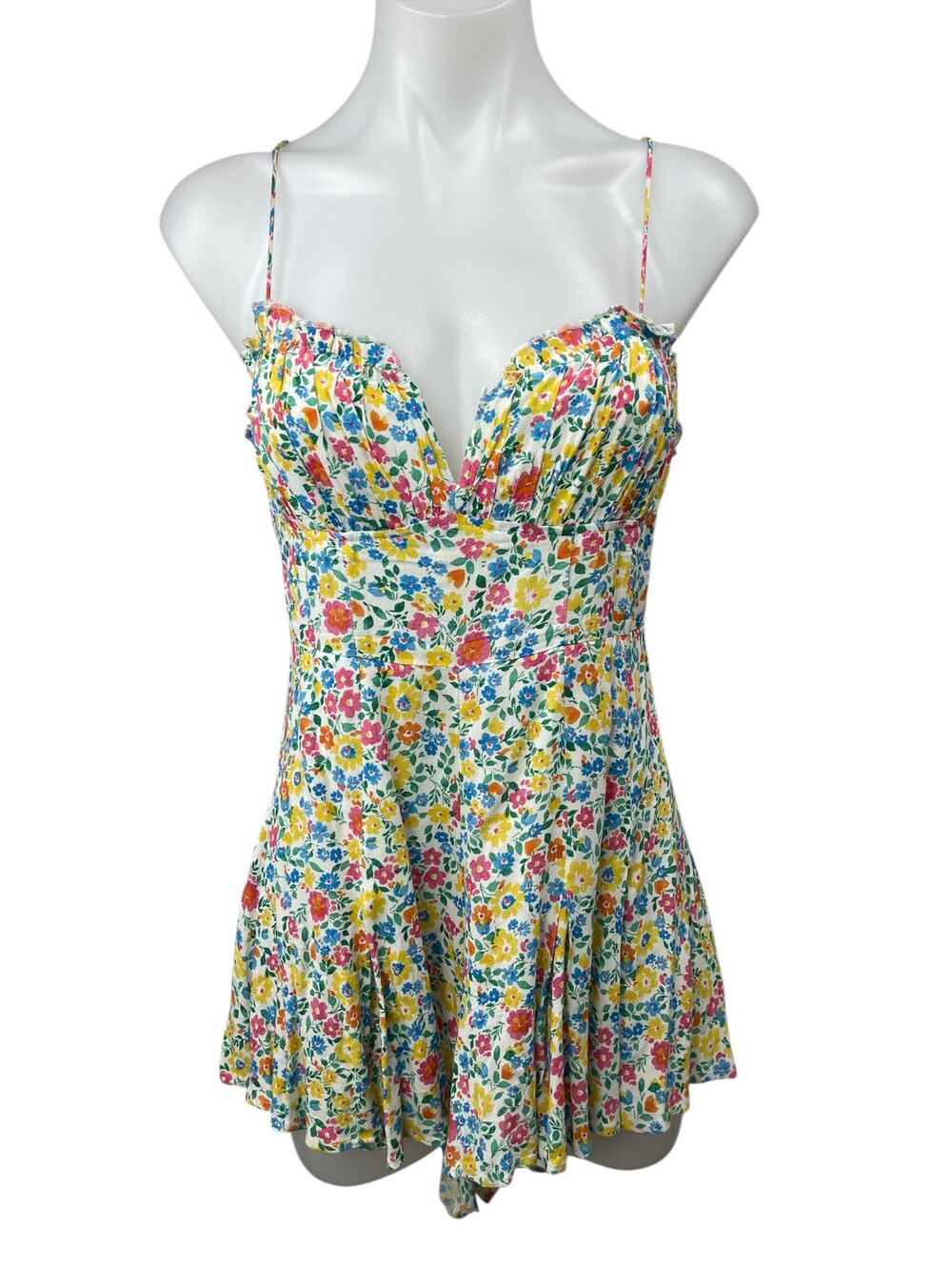 Victoria + Sophia Multicolor Floral Sleeveless Cami Sweetheart Romper Shorts M